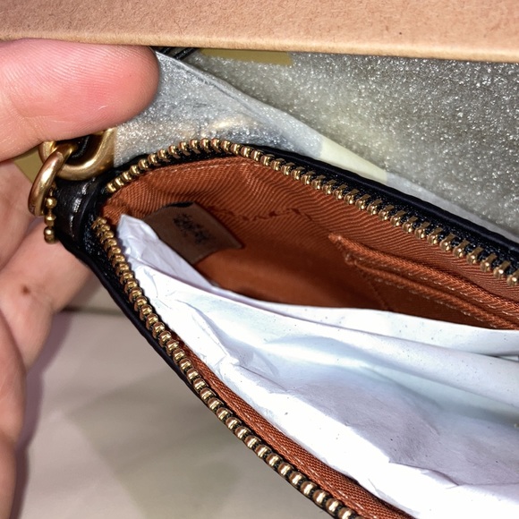 NEW Coach Black Multi B4 Plaid Wristlet - Picture 11 of 14